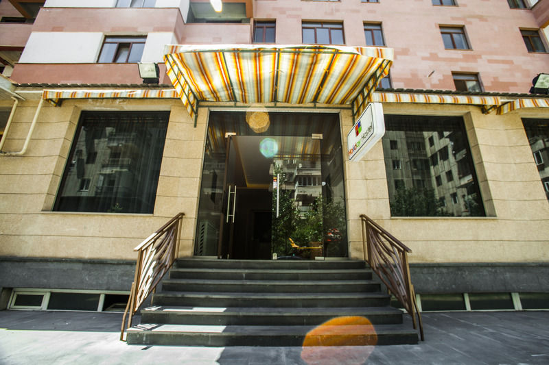Holiday Hotel & Hostel يريفان المظهر الخارجي الصورة