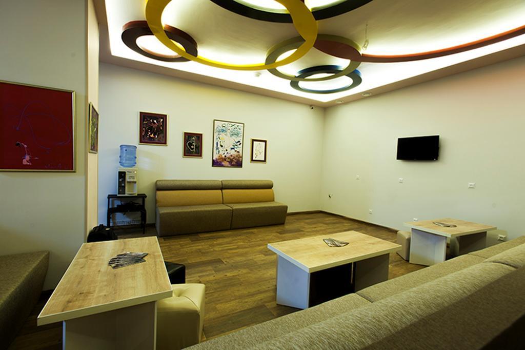 Holiday Hotel & Hostel يريفان المظهر الخارجي الصورة
