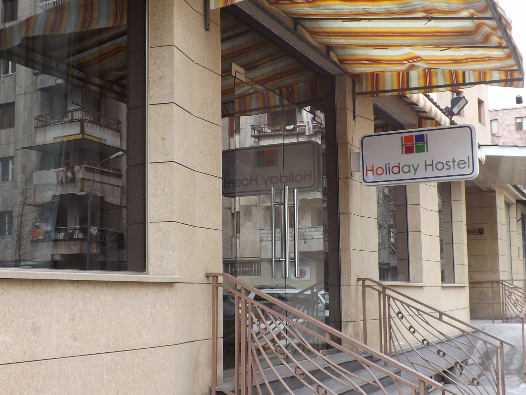 Holiday Hotel & Hostel يريفان المظهر الخارجي الصورة