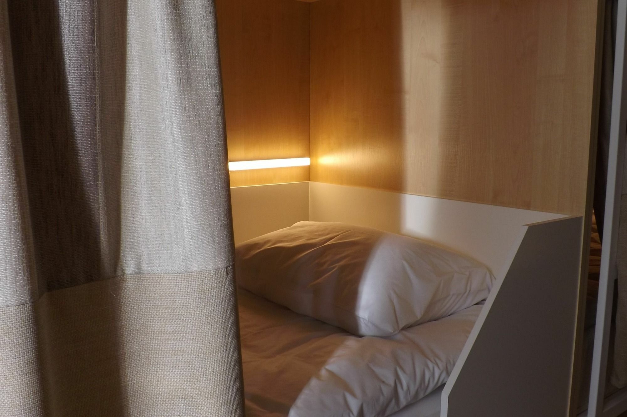 Holiday Hotel & Hostel يريفان المظهر الخارجي الصورة