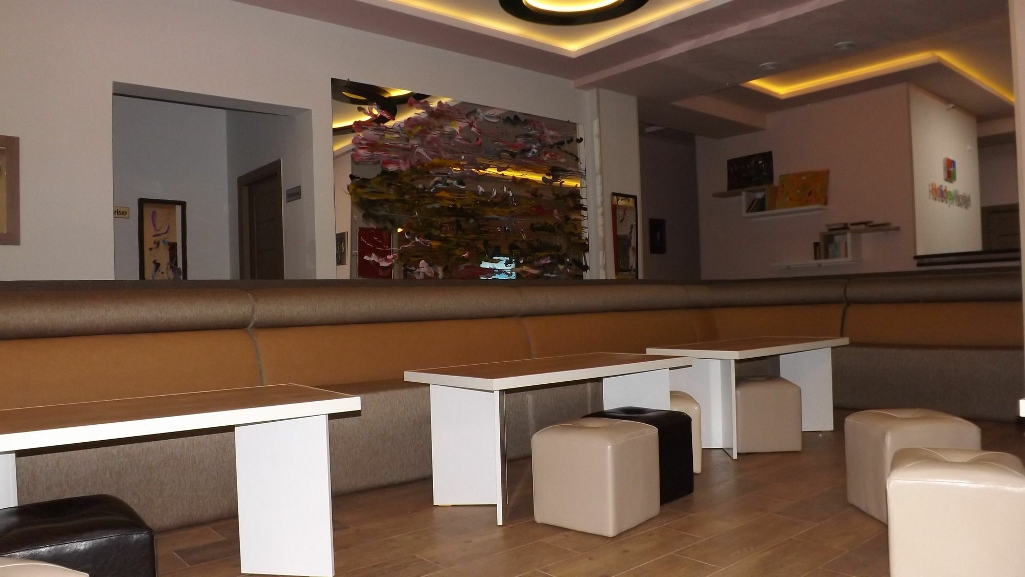 Holiday Hotel & Hostel يريفان المظهر الخارجي الصورة